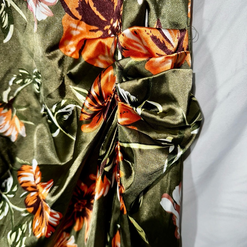 Olive Green Floral Midi Dress with Slit - Picture 5 of 7